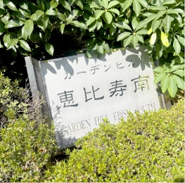 院長 岡本　直